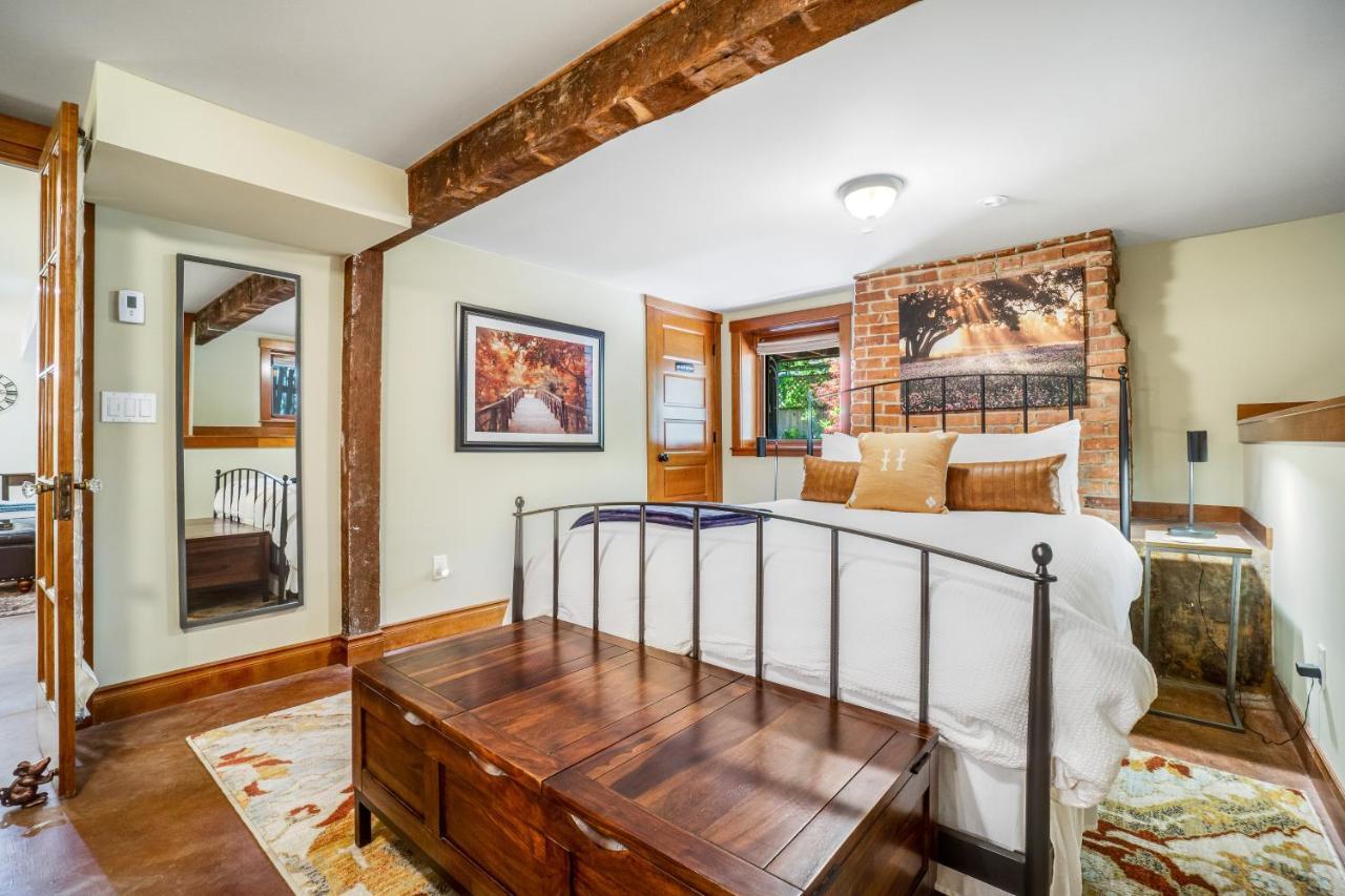 Volunteer Park Vacation Aparthotel Seattle Bagian luar foto
